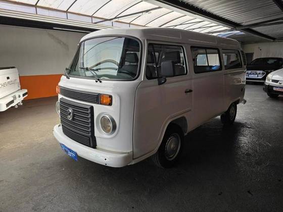 VOLKSWAGEN KOMBI 1.4 MI STD ESCOLAR 8V FLEX 3P MANUAL VOLKSWAGEN KOMBI 1.4 MI STD ESCOLAR 8V FLEX 3P MANUAL